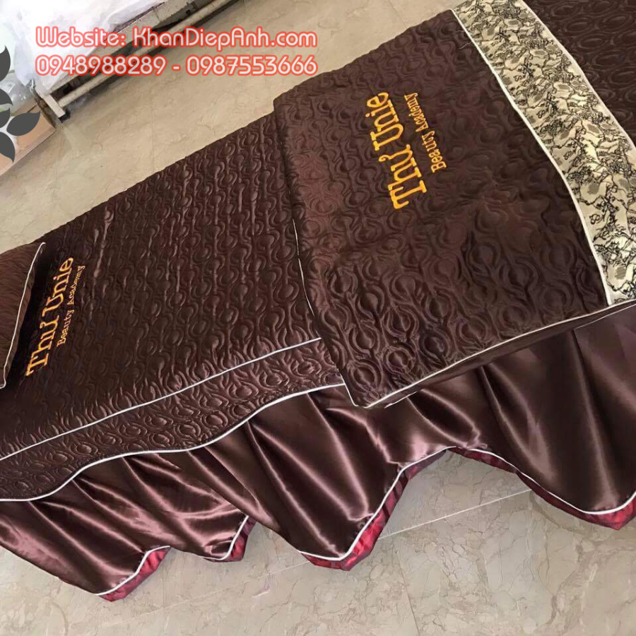 Ga giường phi bóng